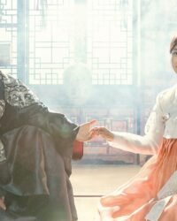 Mặt Nạ Quân Chủ Mặt Nạ Quân Chủ