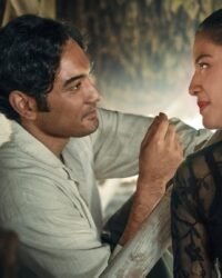 Cô Gái Kretek Cô Gái Kretek