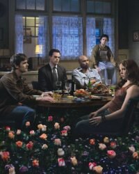 Dưới Sáu Tấc Đất (Phần 5) Dưới Sáu Tấc Đất (Phần 5)