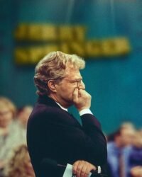 Jerry Springer: Đấm Đá, Camera, Diễn Jerry Springer: Đấm Đá, Camera, Diễn